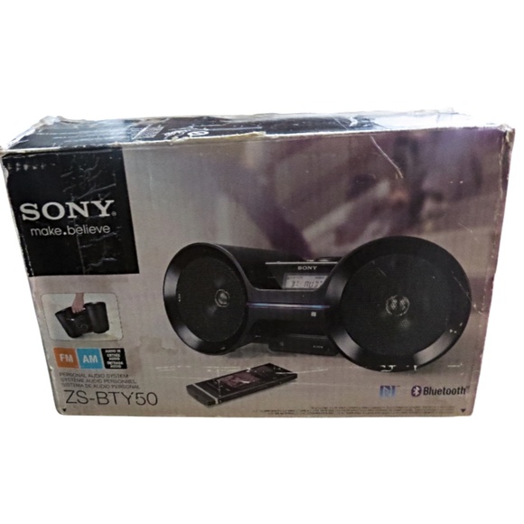 Sony Wireless Boombox Model ZS-BTY50 Bluetooth Radio - Picture 1 of 6